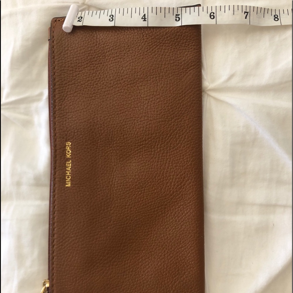 Leather Michael Kors wallet bag - Picture 7 of 7